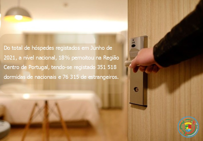 Imagem não disponível sobre: Turismo recupera em Junho