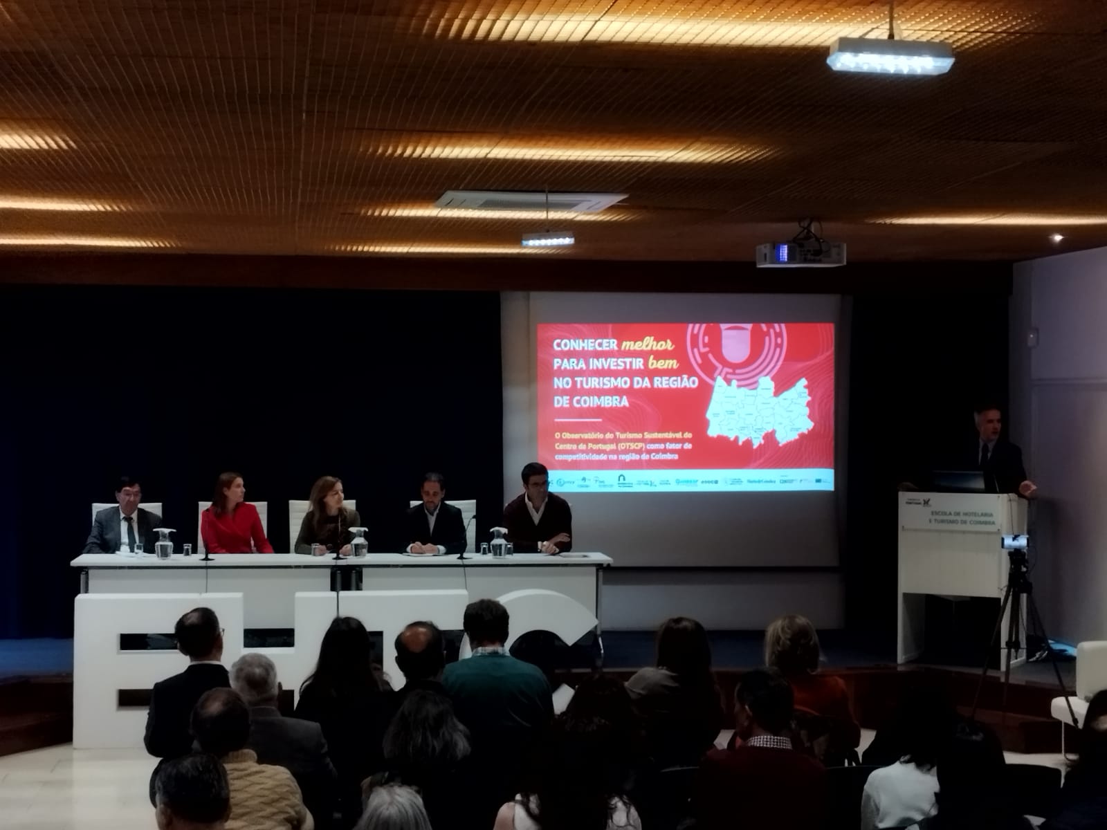 Imagem não disponível sobre: Colóquio "Conhecer melhor para investir bem no turismo da região de Coimbra"